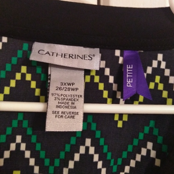 👑 Donated!👑 Stylish Catherine's multi-colored top - Picture 5 of 5